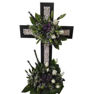 Cruz primaverl con piedras